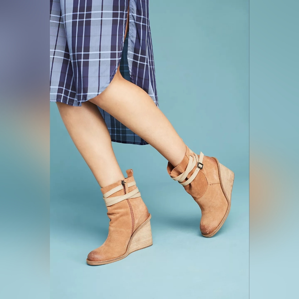 Anthro Kelsi Dagger Brooklyn‎ Phoenix Wedge Boots